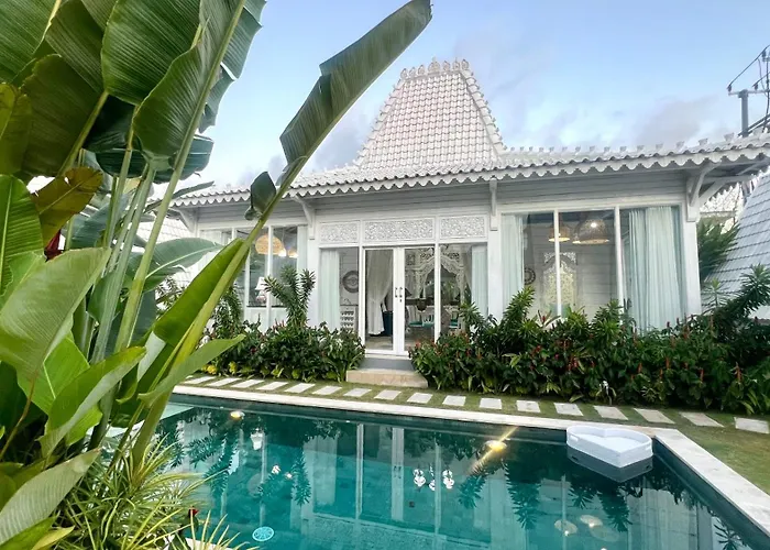 Rest, Play, Explore, Work, Transform At White Bali Piramidas - Monthly * Kapal