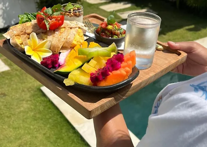 ベッド・アンド・ブレックファスト Rest, Play, Explore, Work, Transform At White Bali Piramidas - Monthly *