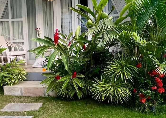 Rest, Play, Explore, Work, Transform At White Bali Piramidas - Monthly