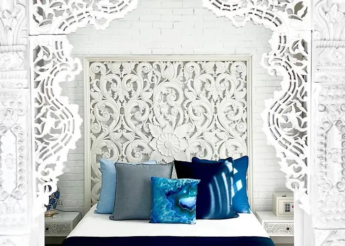Rest, Play, Explore, Work, Transform At White Bali Piramidas - Monthly * Kapal