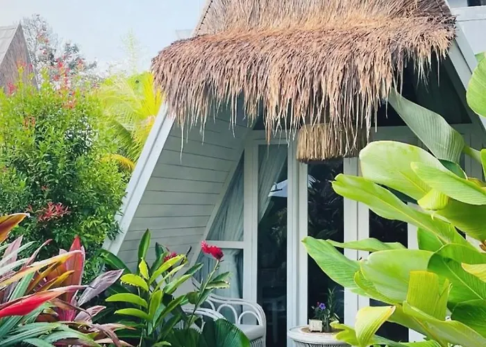 ベッド・アンド・ブレックファスト Rest, Play, Explore, Work, Transform At White Bali Piramidas - Monthly Kapal